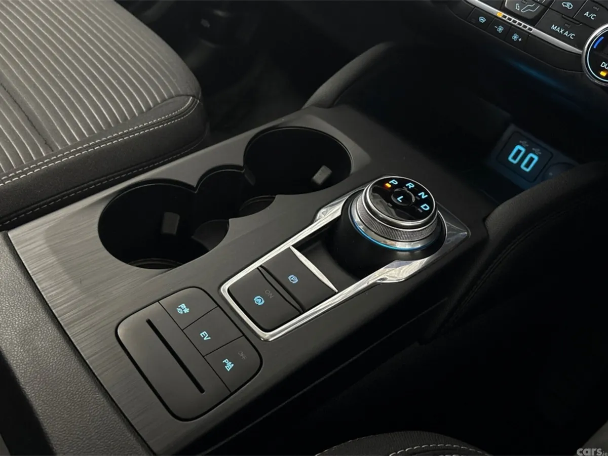 Ford Kuga MPV, Petrol Hybrid, 2022, Grey