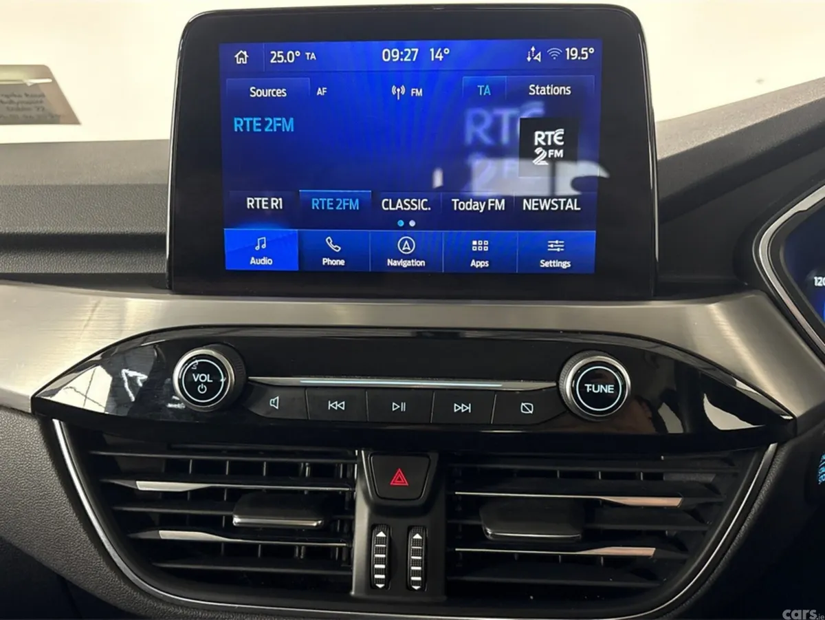 Ford Kuga MPV, Petrol Hybrid, 2022, Grey