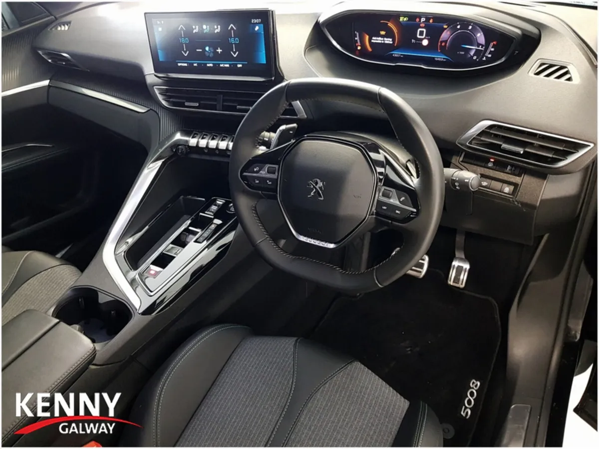 Peugeot 5008 MPV, Diesel, 2024, Black