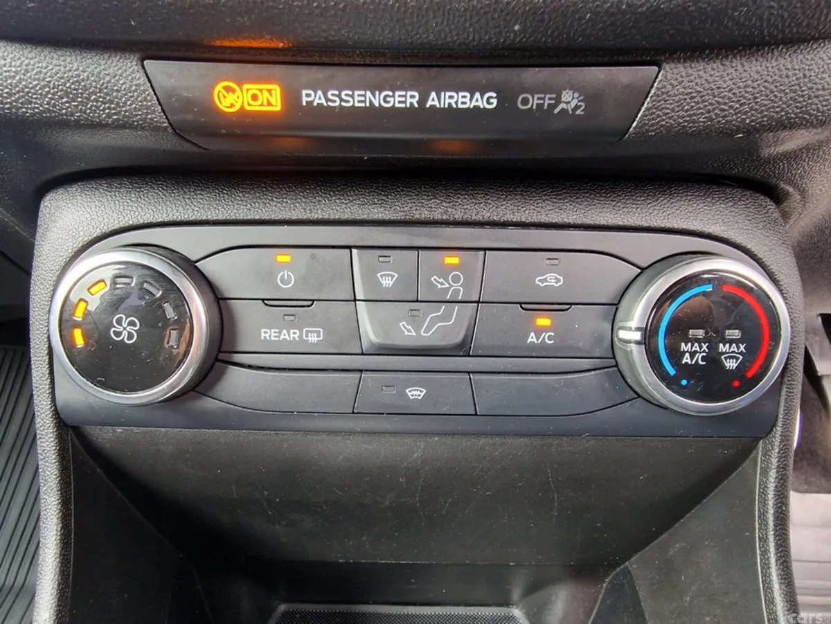 Ford Fiesta Hatchback, Petrol, 2018, Grey