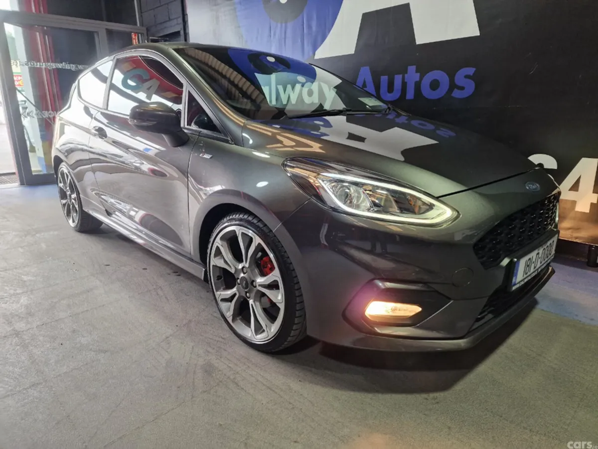 Ford Fiesta Hatchback, Petrol, 2018, Grey