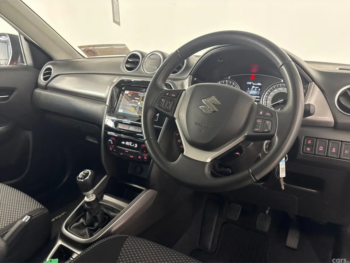 Suzuki Vitara SUV, Petrol, 2023, Red