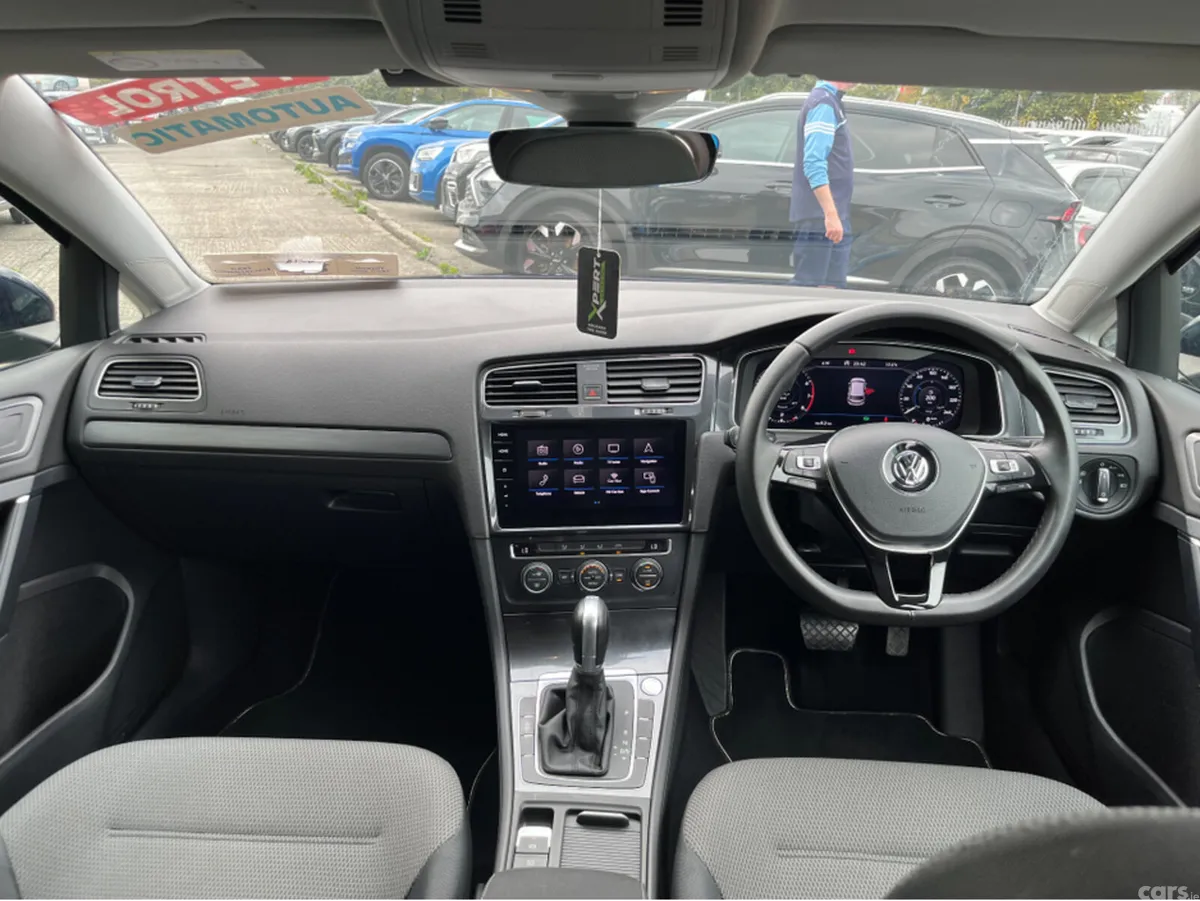 Volkswagen Golf Hatchback, Petrol, 2018, Blue