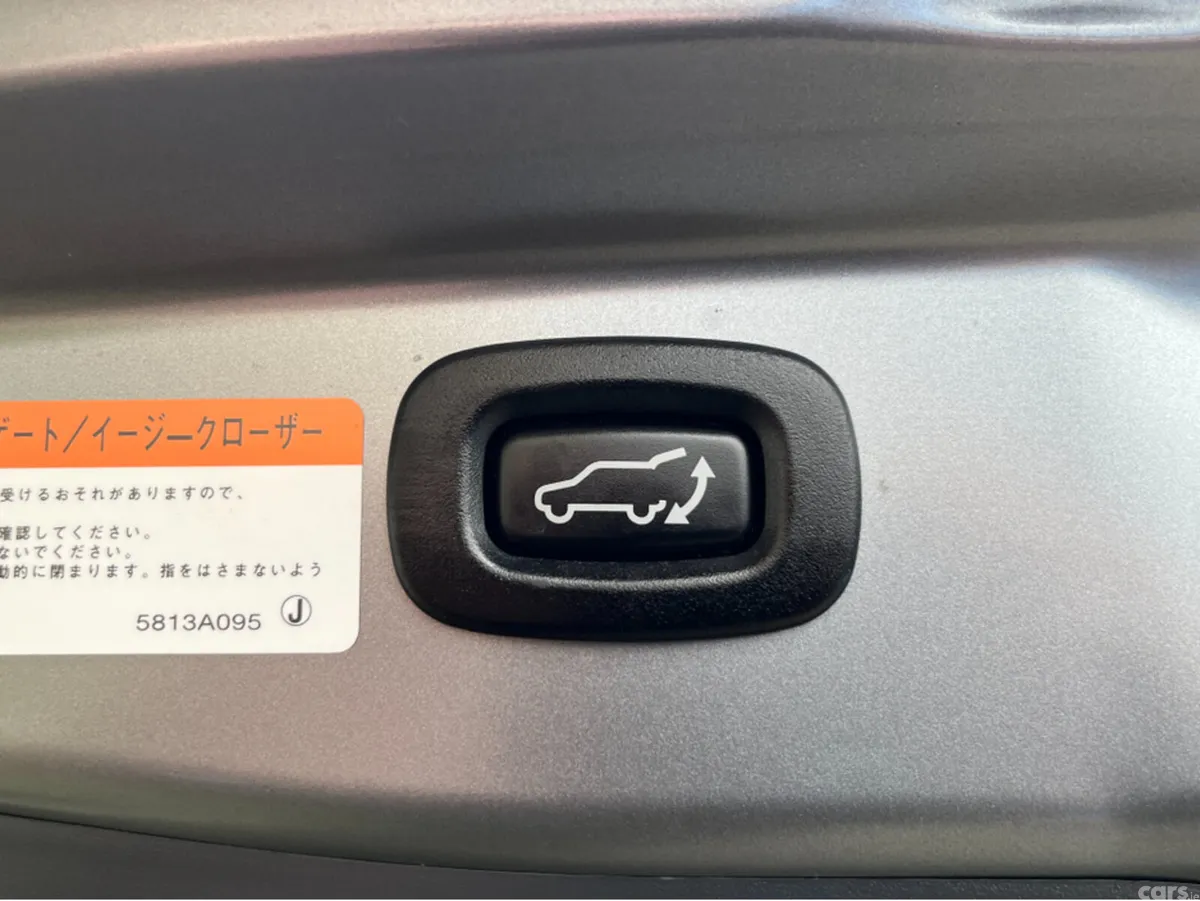 Mitsubishi Outlander SUV, Petrol Plug-in Hybrid, 2021, Grey
