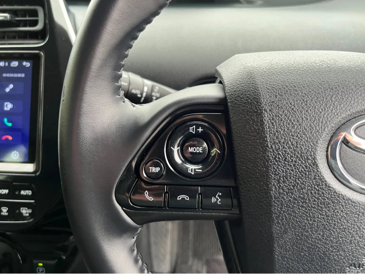 Toyota Prius Saloon, Petrol Hybrid, 2021, Black