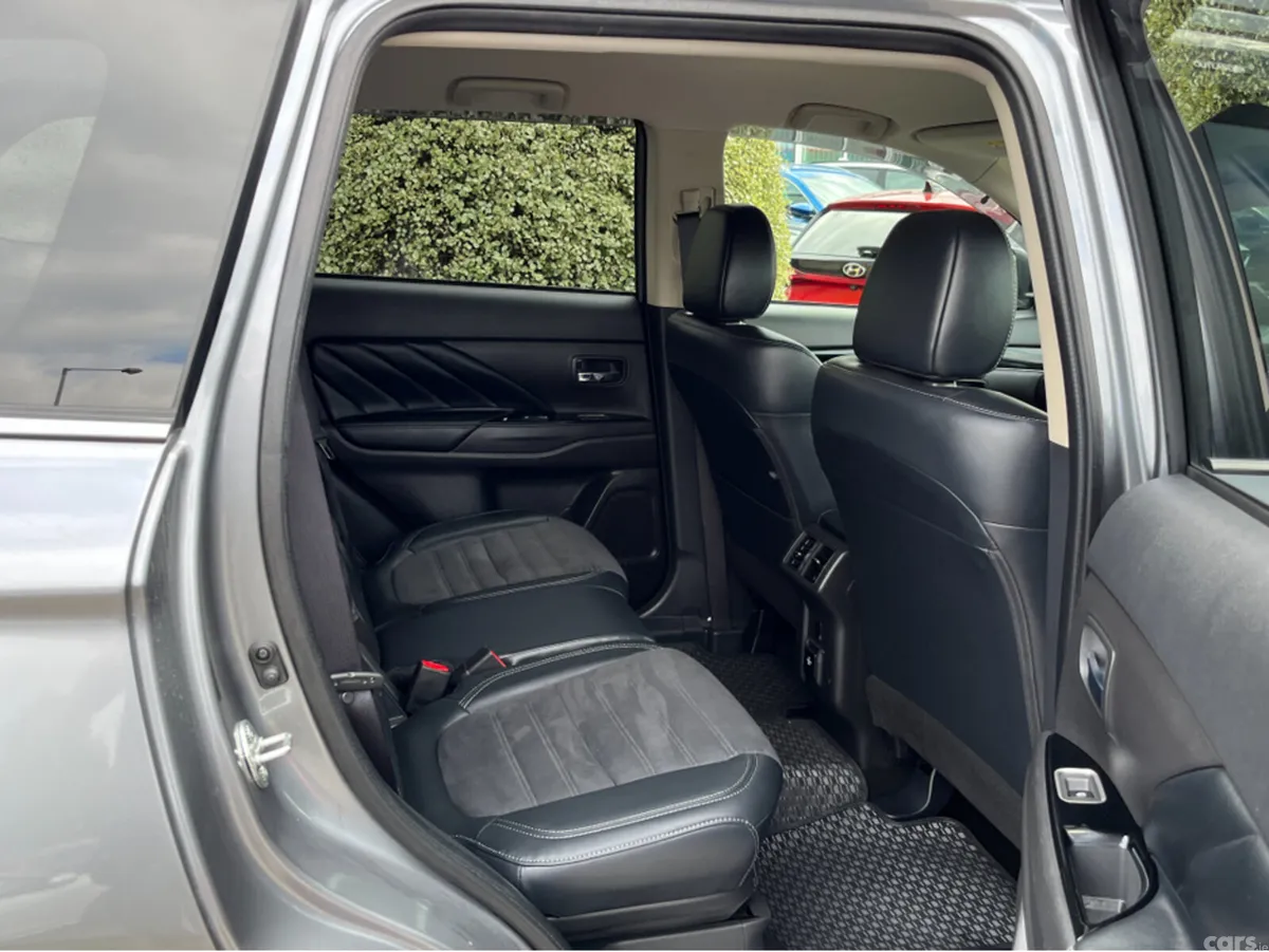 Mitsubishi Outlander SUV, Petrol Plug-in Hybrid, 2021, Grey