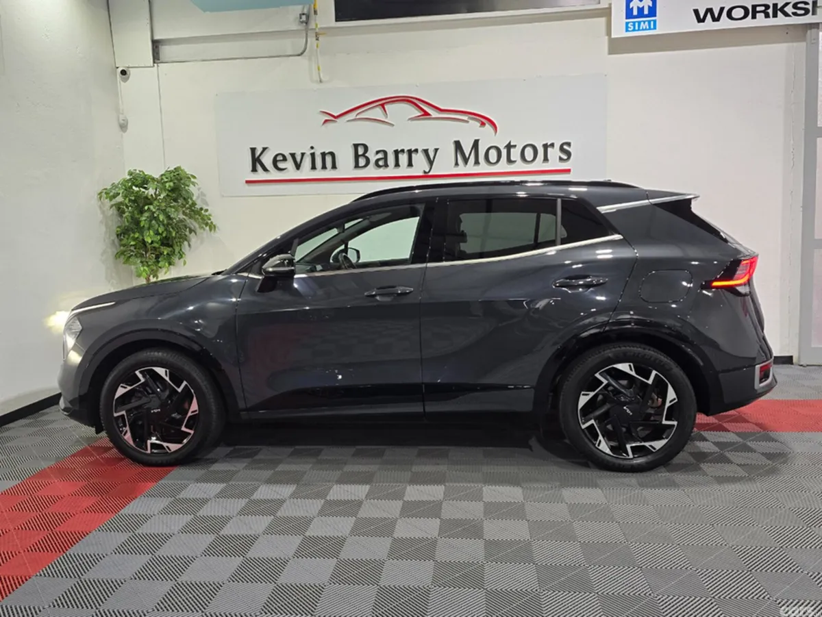 Kia Sportage SUV, Petrol Plug-in Hybrid, 2024, Grey