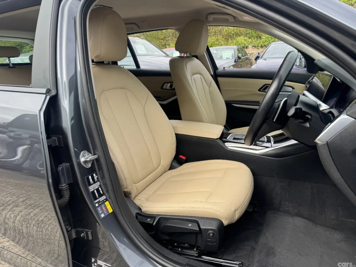 BMW 3-Series Estate, Petrol Plug-in Hybrid, 2021, Grey