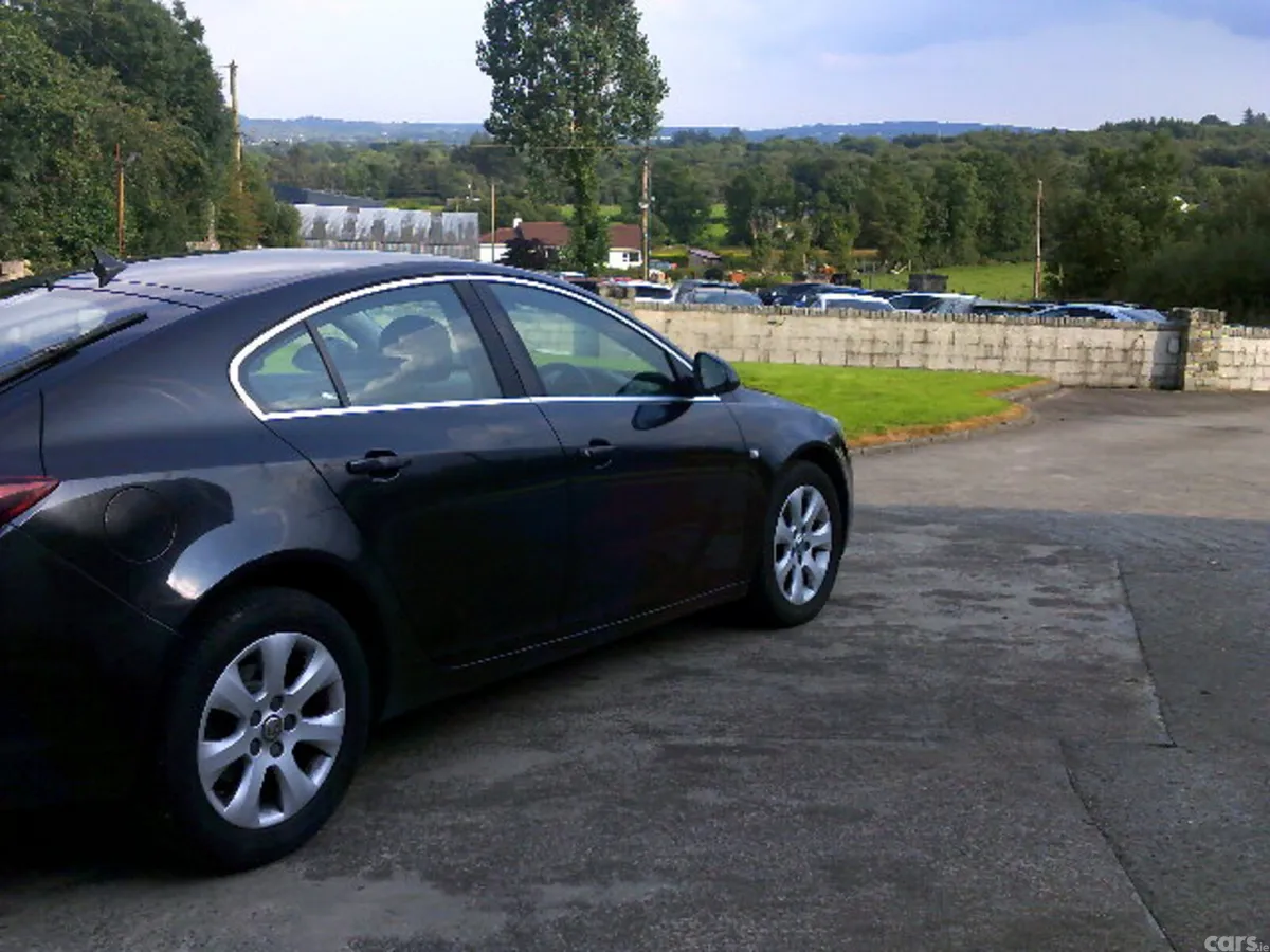 Vauxhall Insignia Hatchback, Diesel, 2015, Black