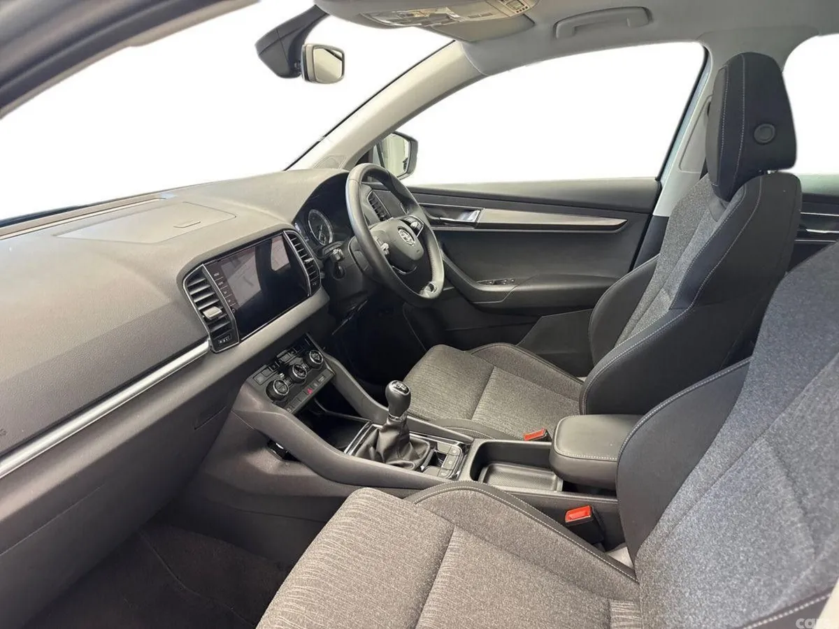 Skoda Karoq Estate, Diesel, 2021, Grey