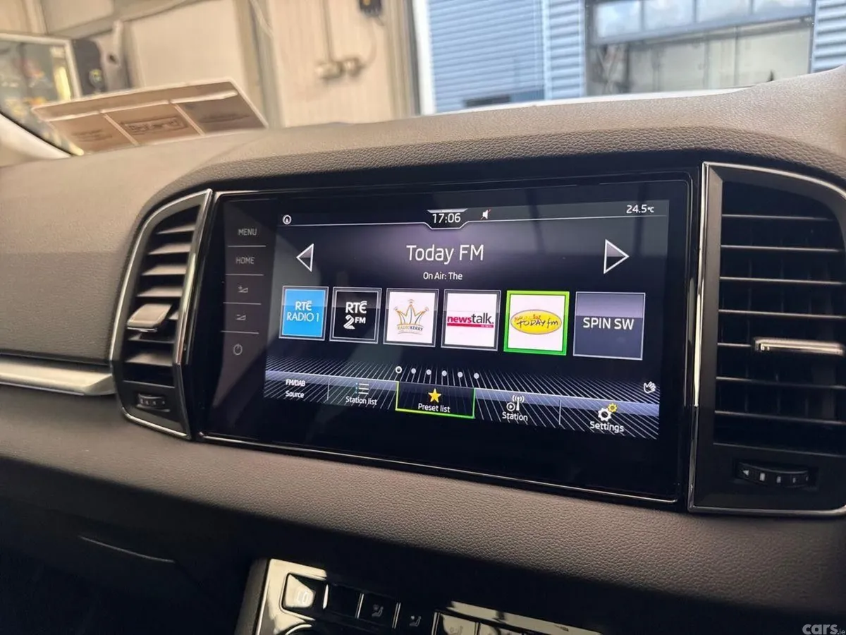 Skoda Karoq Estate, Diesel, 2021, Grey
