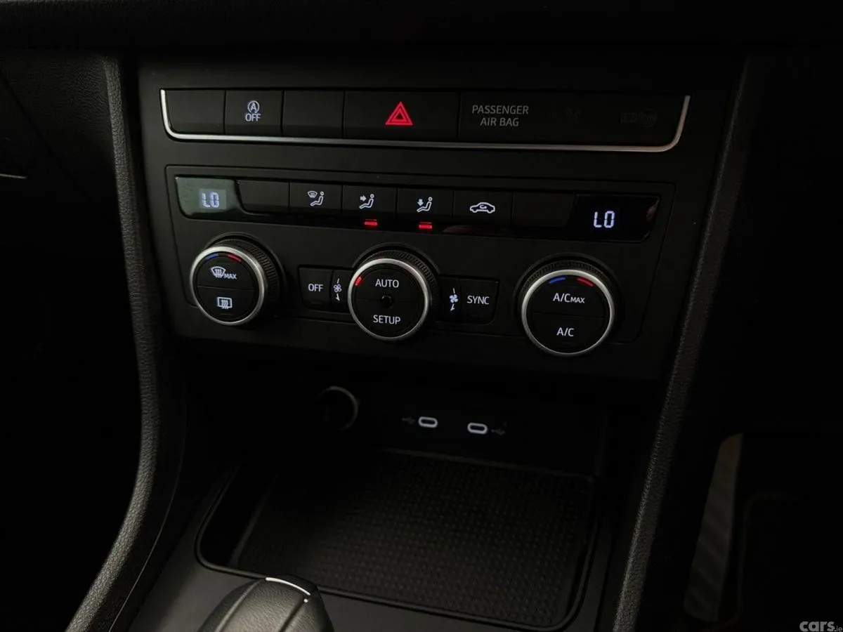 SEAT Ateca SUV, Diesel, 2025, White