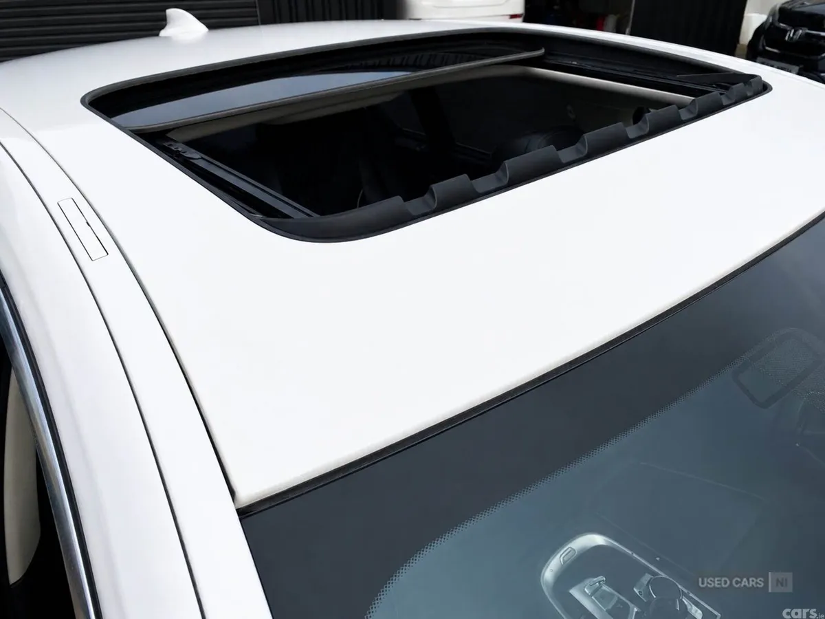 BMW 7-Series , Petrol, 2016, White