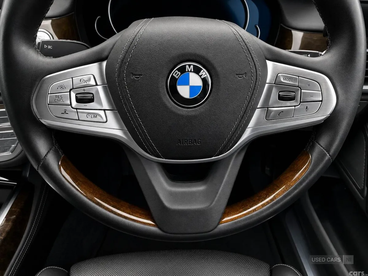 BMW 7-Series , Petrol, 2016, White