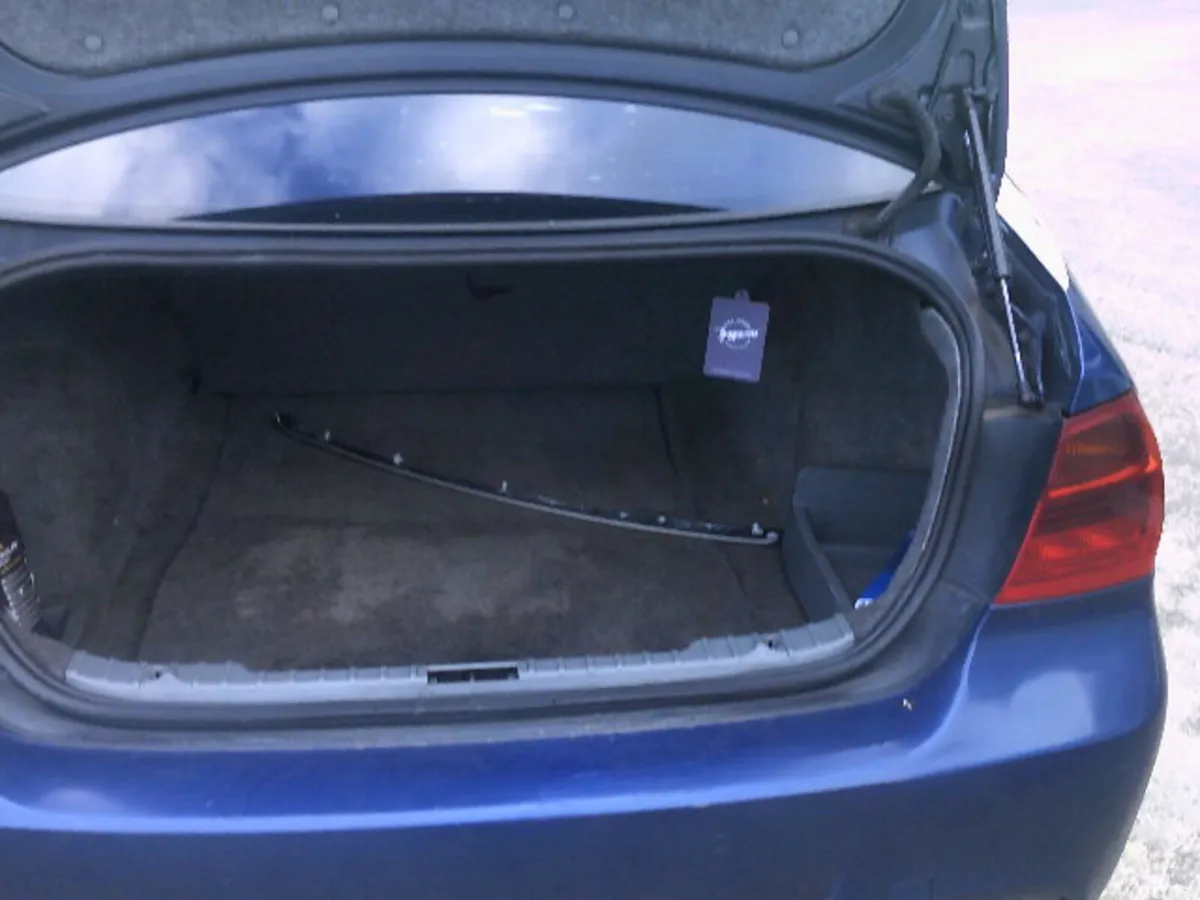 BMW 3-Series Saloon, Diesel, 2007, Blue
