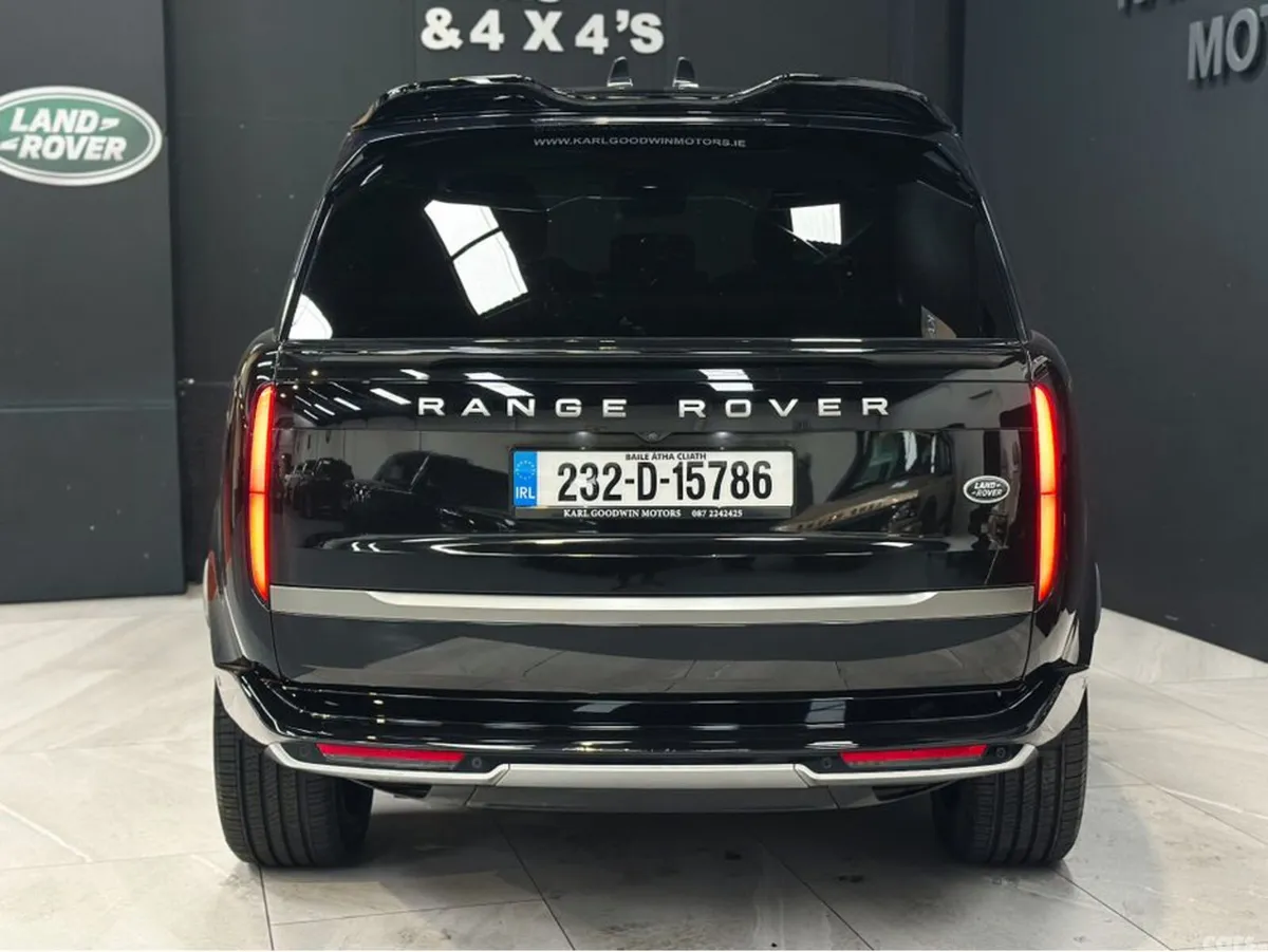 Land Rover Range Rover SUV, Petrol Plug-in Hybrid, 2023, Black