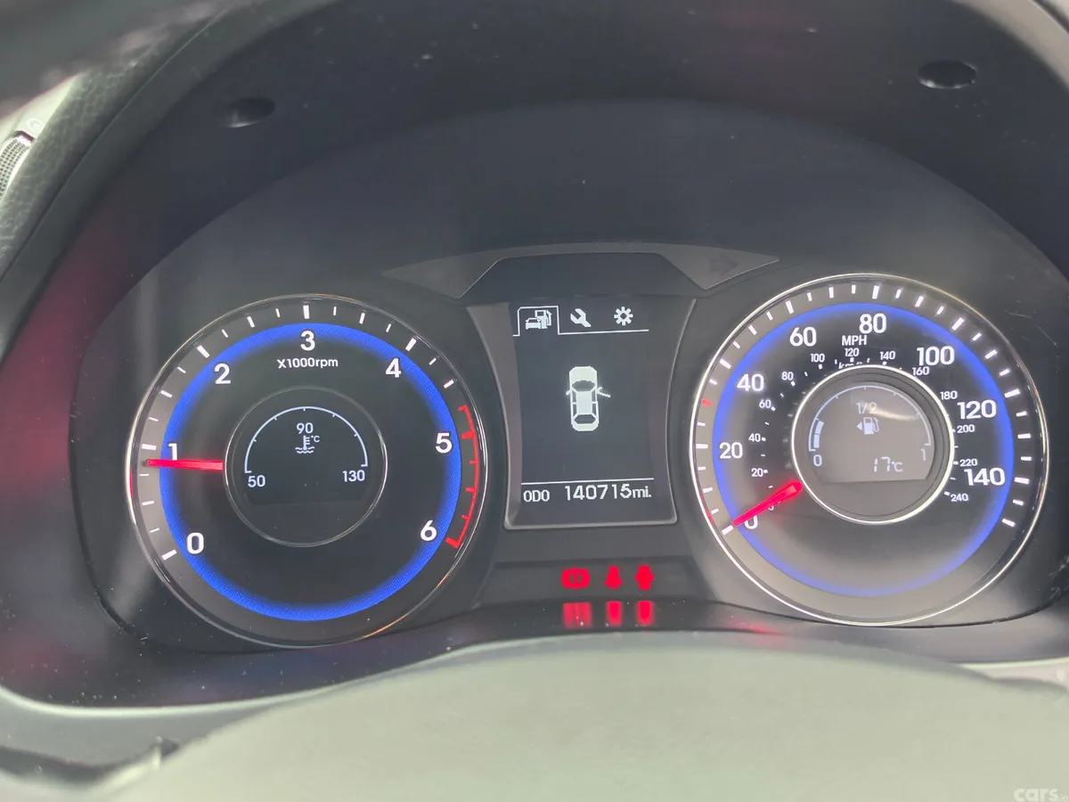 Hyundai i40 Saloon, Diesel, 2017, Silver