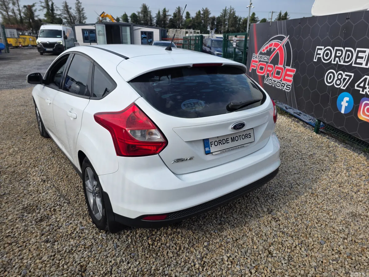 Ford Focus Hatchback, Diesel, 2014, White