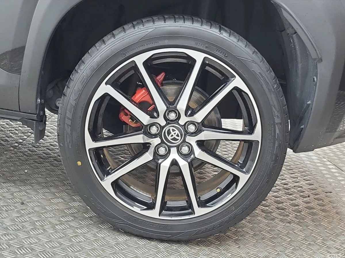 Toyota Yaris Cross SUV, Petrol Hybrid, 2023, Black