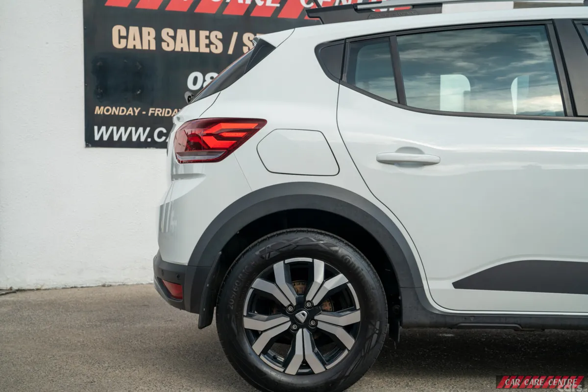 Dacia Sandero Stepway Hatchback, Petrol, 2022, White