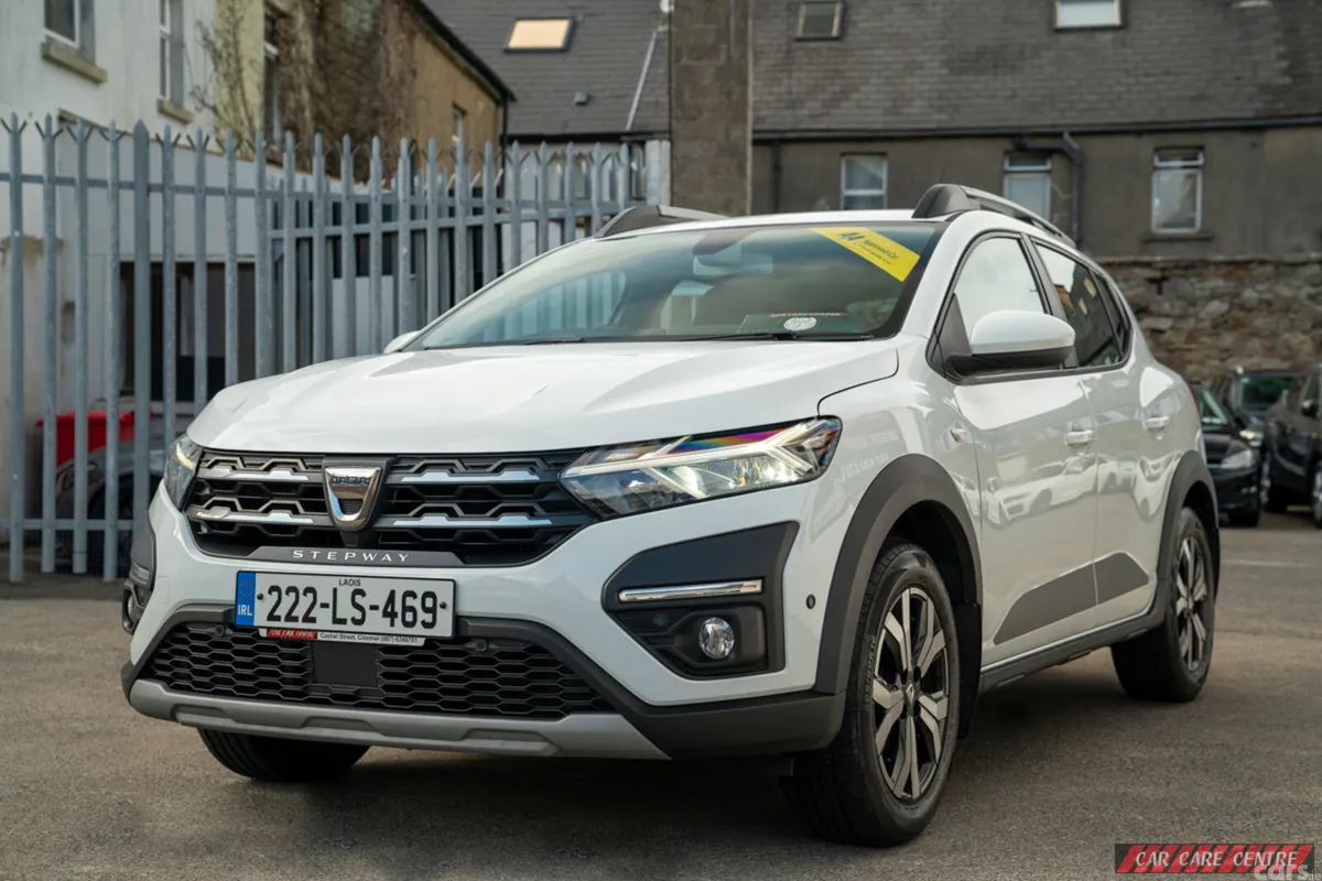 Dacia Sandero Stepway Hatchback, Petrol, 2022, White