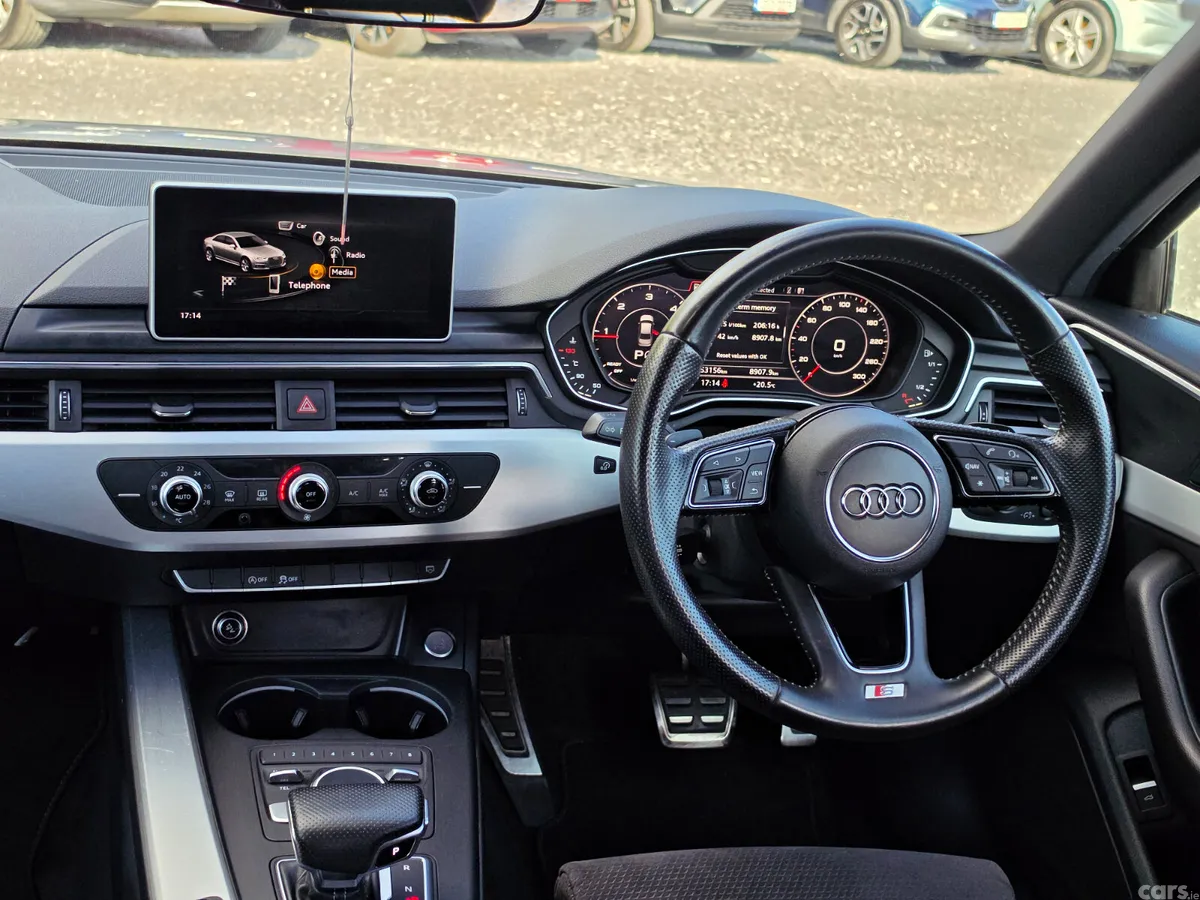 Audi A4 Saloon, Diesel, 2016, Grey