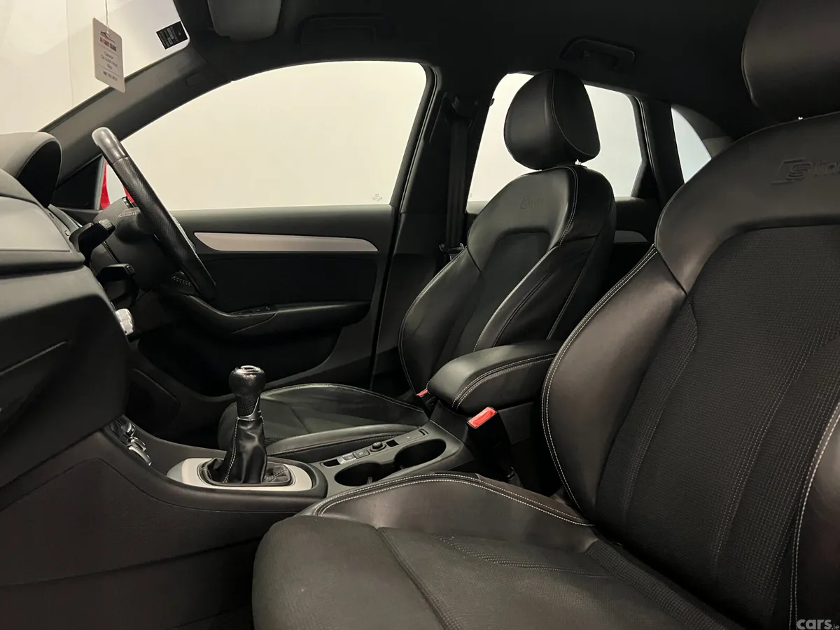 Audi Q3 SUV, Diesel, 2016, Red