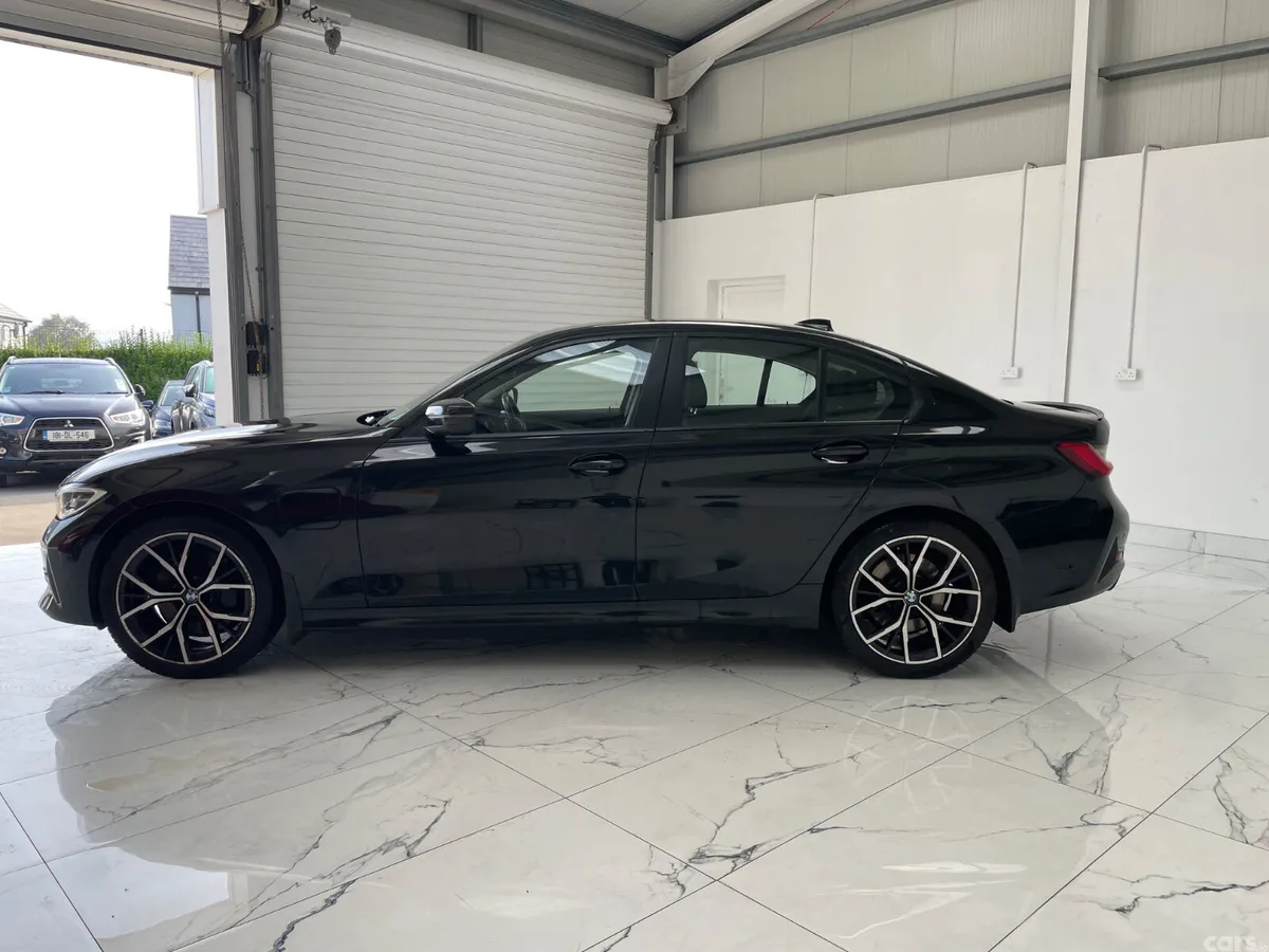 BMW 3-Series Saloon, Petrol Plug-in Hybrid, 2021, Black