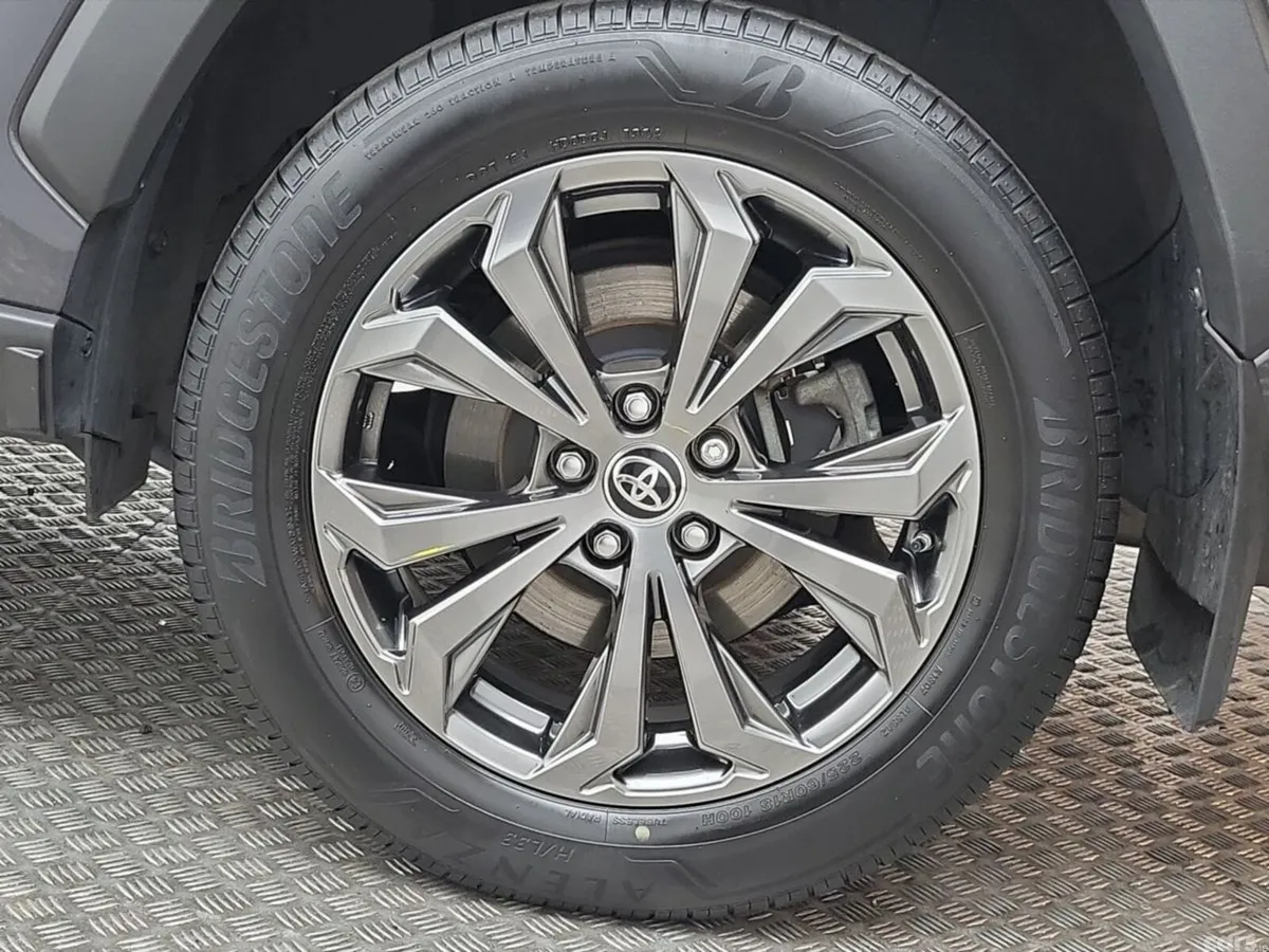 Toyota RAV4 SUV, Petrol Hybrid, 2024, Grey