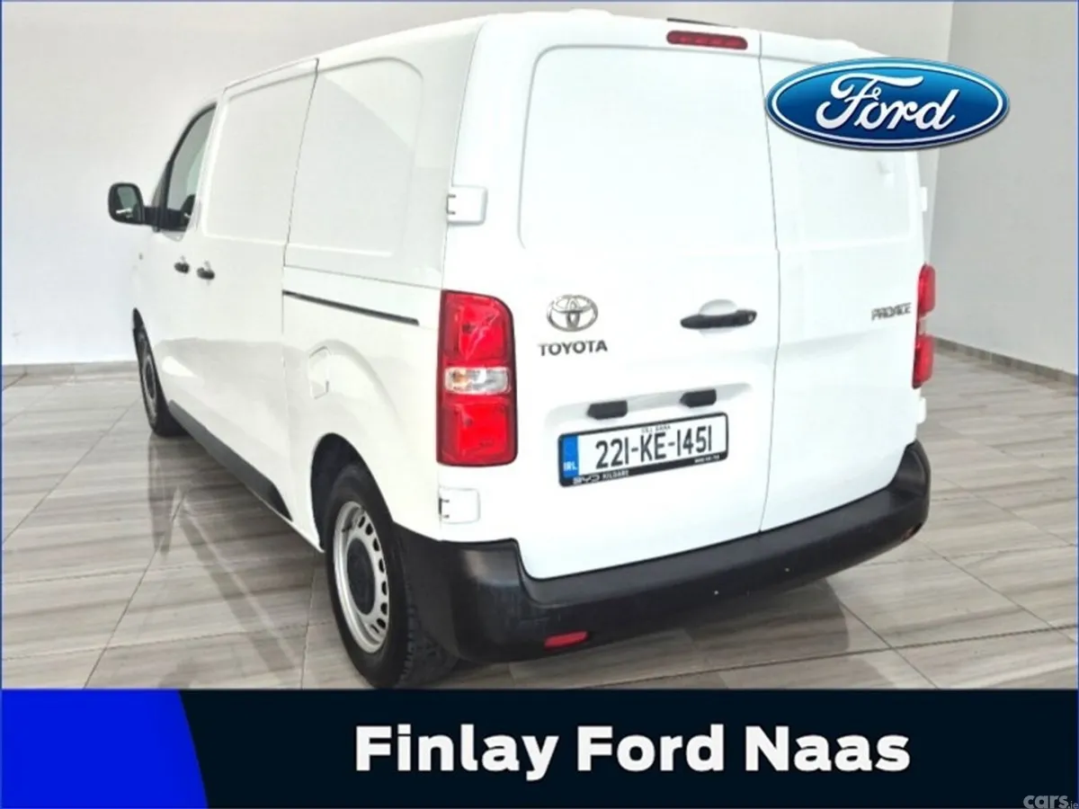Toyota Proace MPV, Diesel, 2022, White
