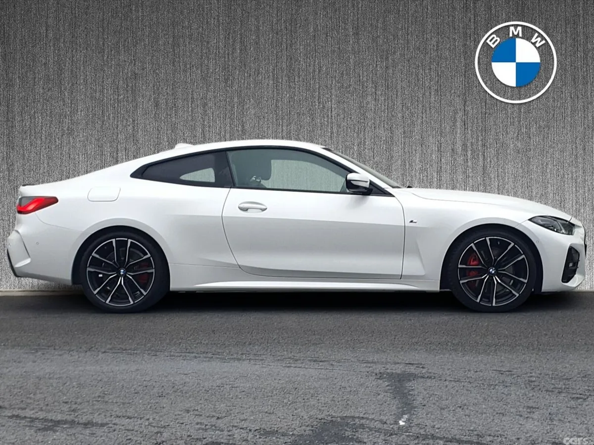 BMW 4-Series Coupe, Diesel, 2023, White
