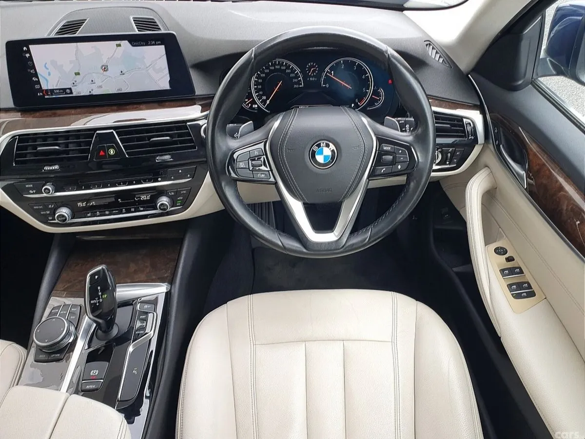 BMW 5-Series Estate, Diesel, 2018, Blue
