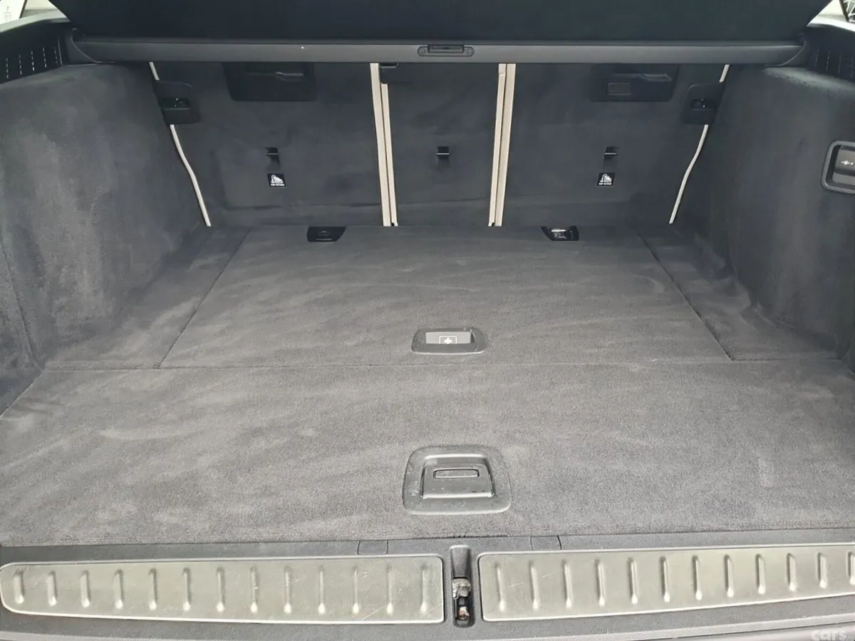 BMW 5-Series Estate, Diesel, 2018, Blue