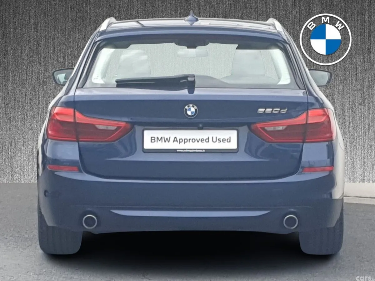BMW 5-Series Estate, Diesel, 2018, Blue