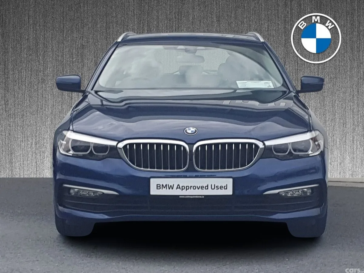 BMW 5-Series Estate, Diesel, 2018, Blue