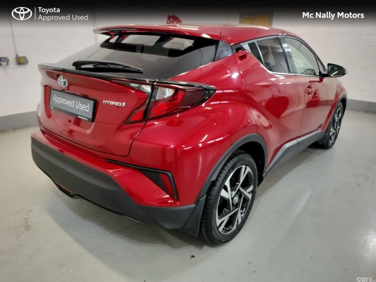 Toyota C-HR SUV, Petrol Hybrid, 2023, Red