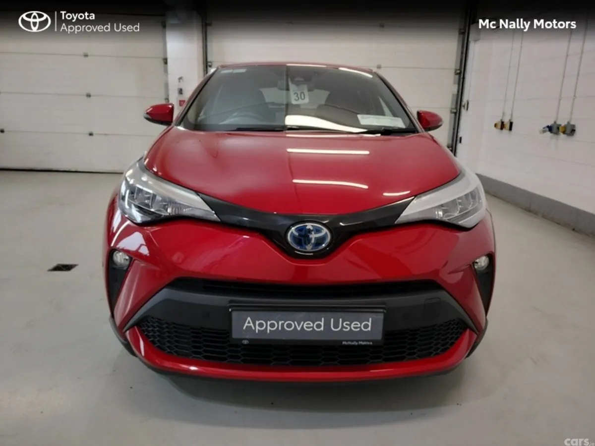 Toyota C-HR SUV, Petrol Hybrid, 2023, Red