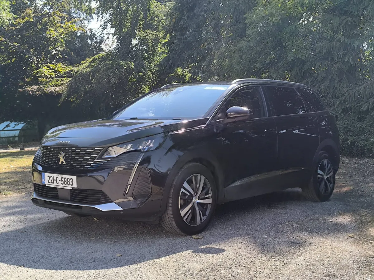 Peugeot 5008 MPV, Diesel, 2022, Black