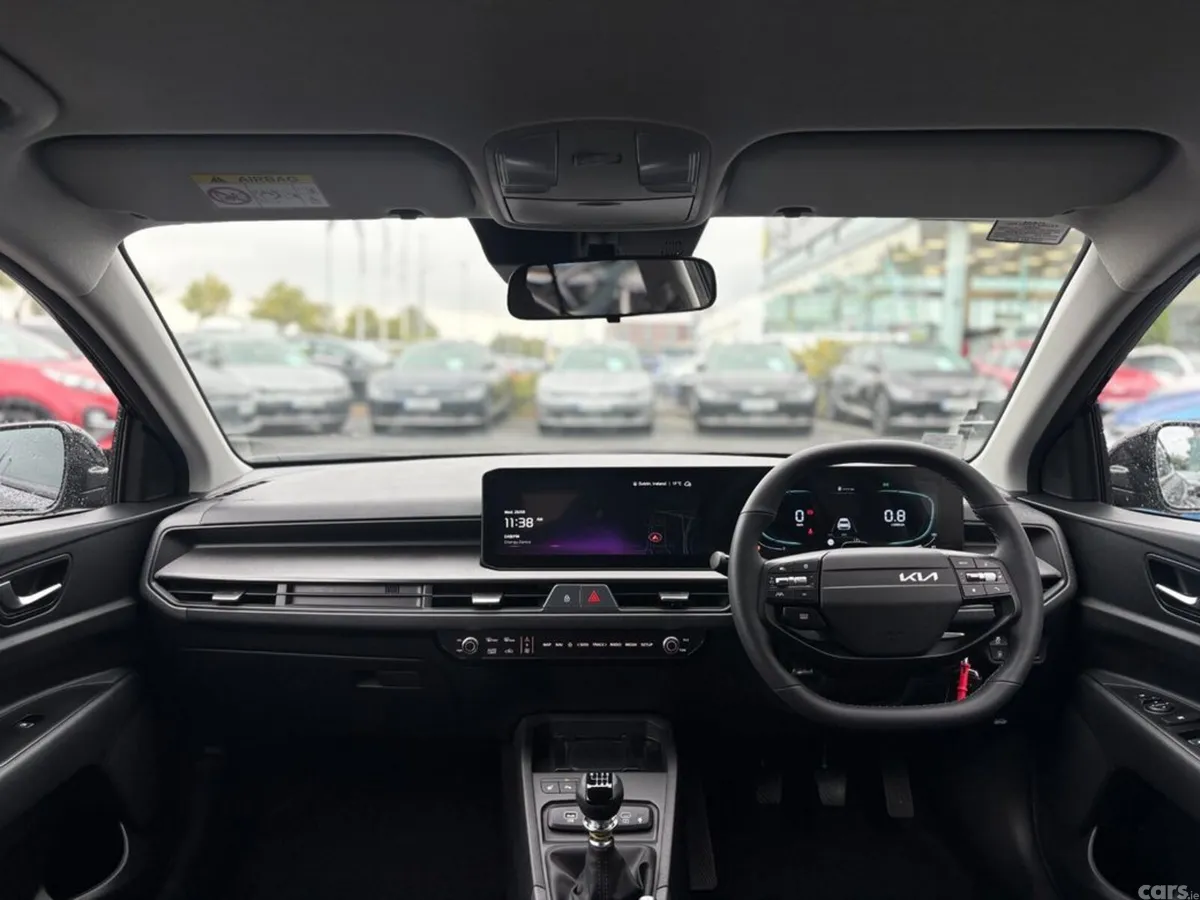 Kia Stonic Hatchback, Petrol, 2027, Red