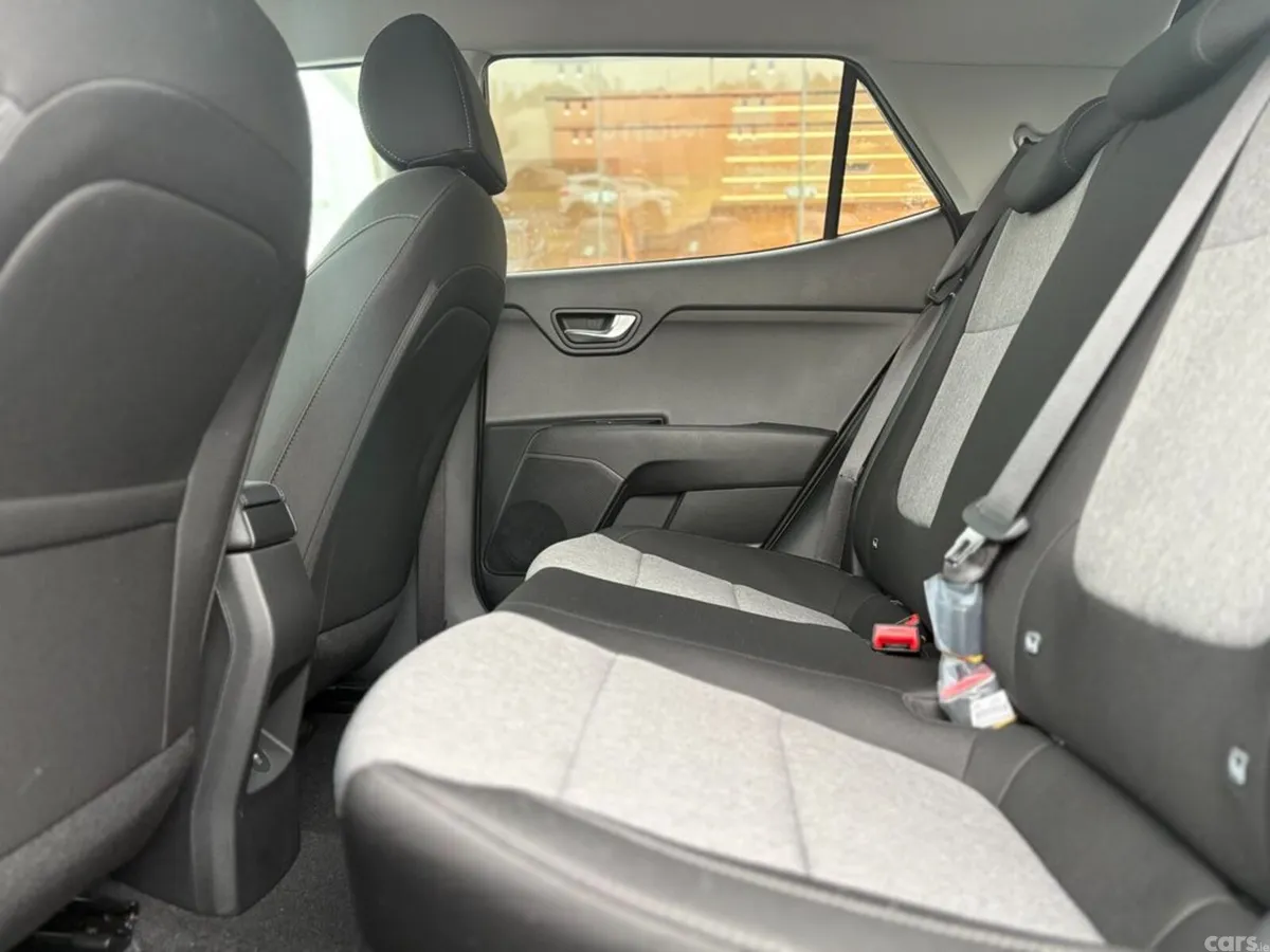 Kia Stonic Hatchback, Petrol, 2027, Red