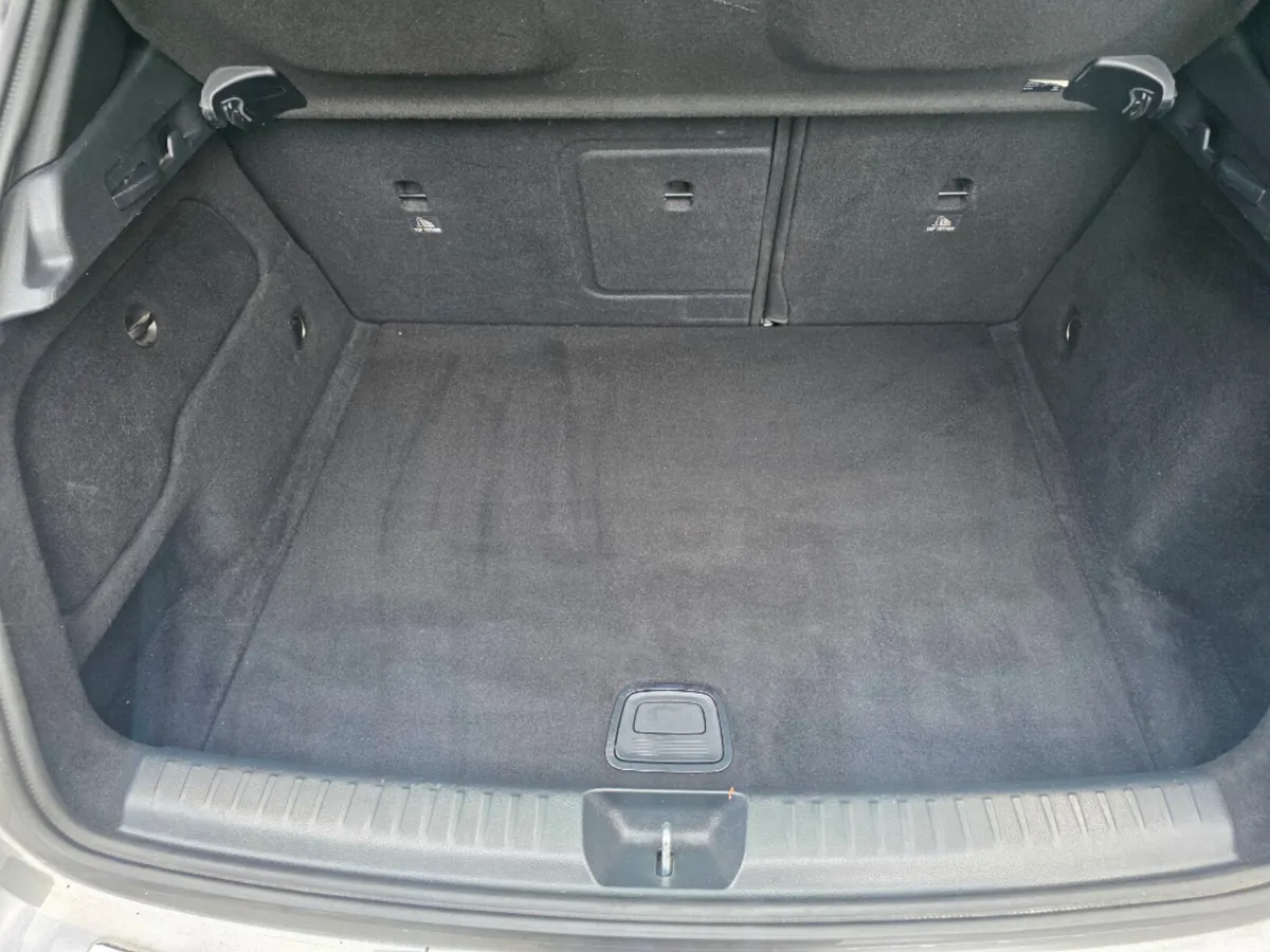 Mercedes-Benz GLA Hatchback, Petrol, 2017, Grey
