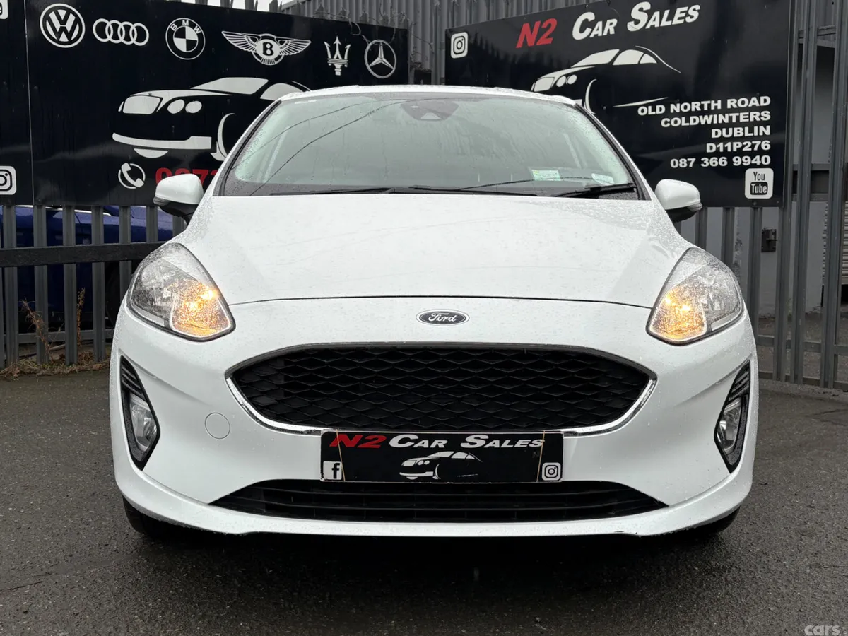 Ford Fiesta Hatchback, Petrol, 2019, White