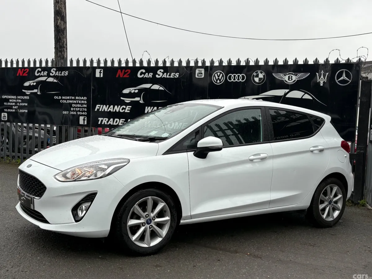 Ford Fiesta Hatchback, Petrol, 2019, White