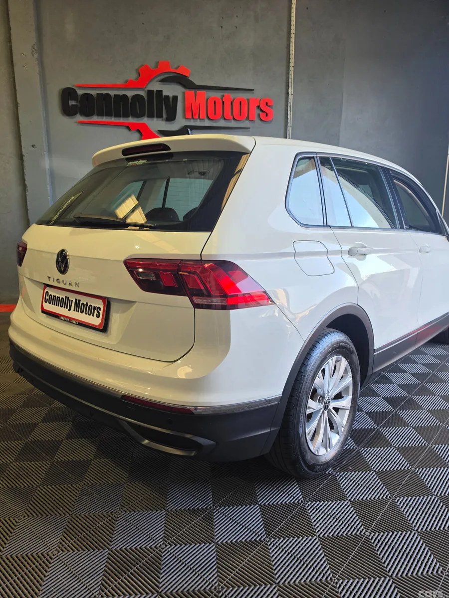 Volkswagen Tiguan SUV, Diesel, 2021, White