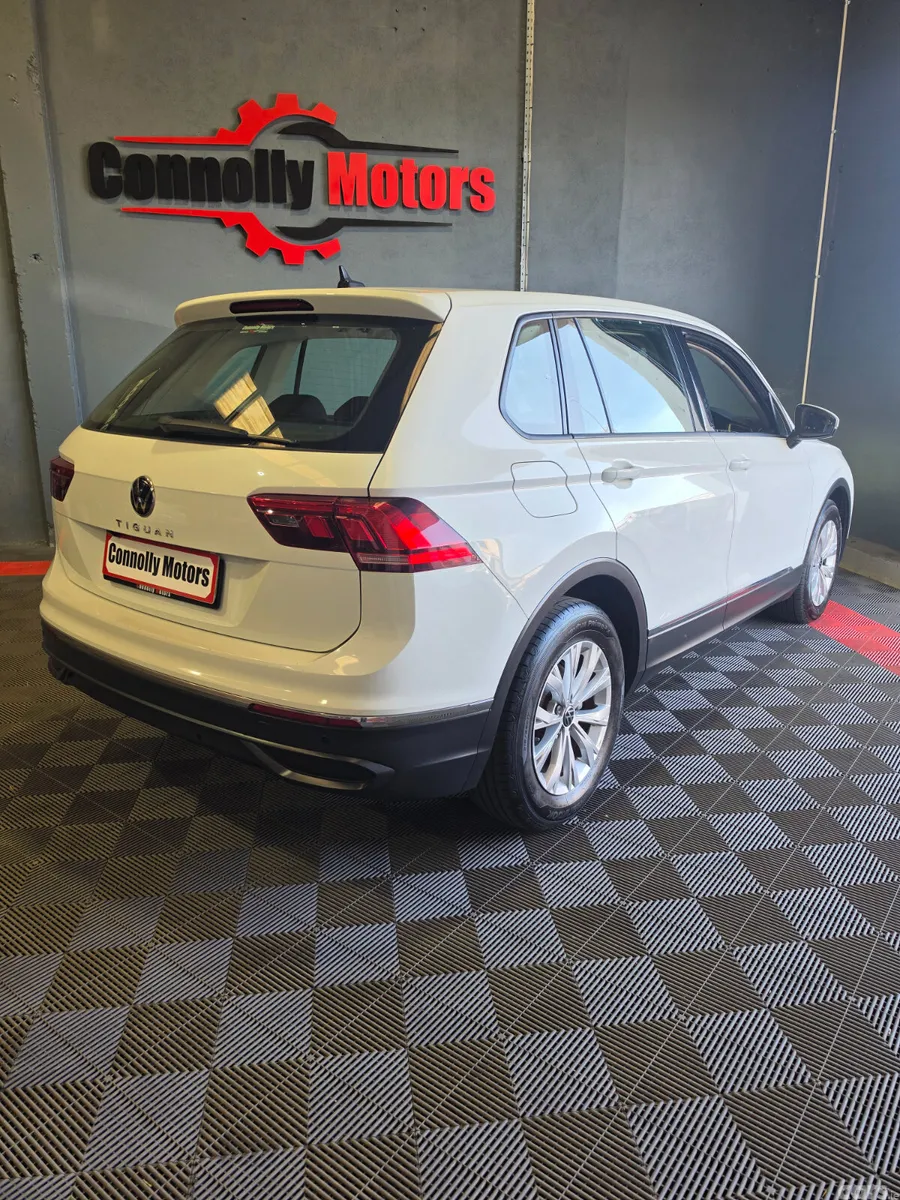 Volkswagen Tiguan SUV, Diesel, 2021, White