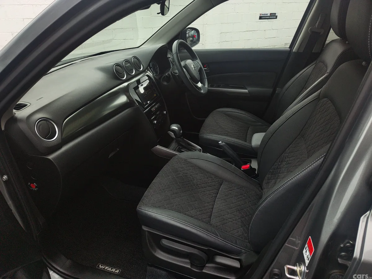 Suzuki Vitara SUV, Petrol Hybrid, 2025, Grey
