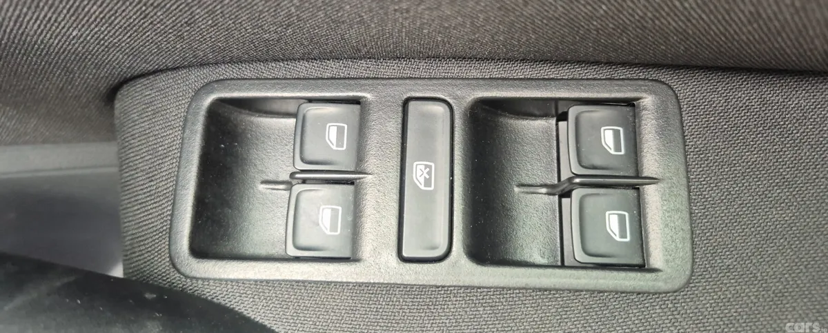 Volkswagen Polo Hatchback, Petrol, 2015, Silver