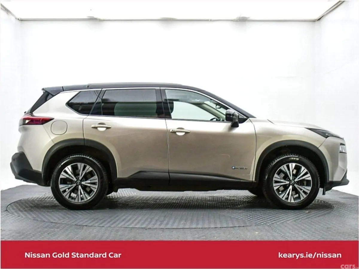 Nissan X-Trail SUV, Petrol Hybrid, 2024, Gold