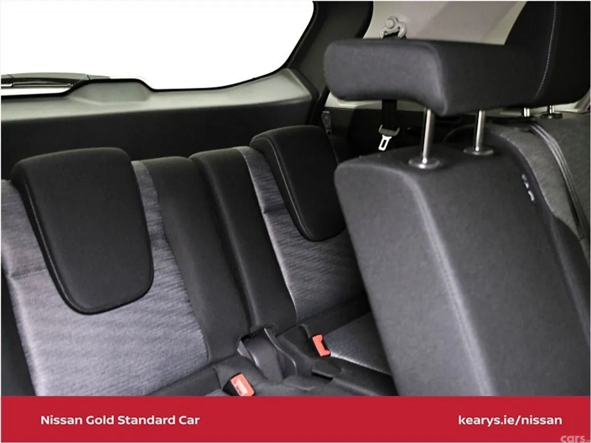 Nissan X-Trail SUV, Petrol Hybrid, 2024, Gold