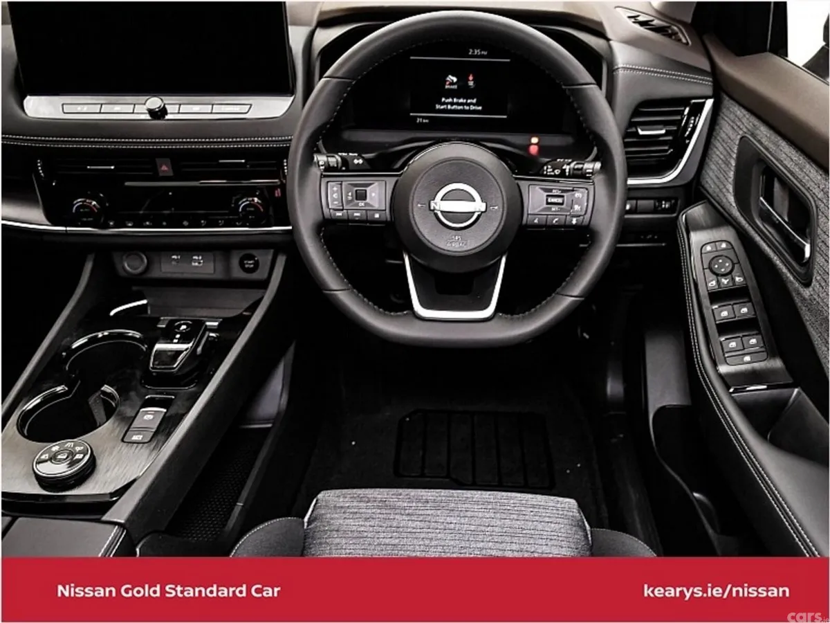 Nissan X-Trail SUV, Petrol Hybrid, 2024, Gold